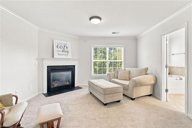 7620 Sterlingshire Drive, Greensboro, NC 27409