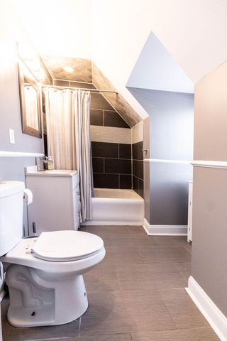 6911 Hohman Avenue, Hammond, IN 46324