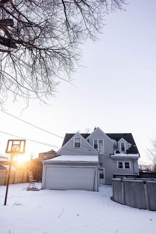 6911 Hohman Avenue, Hammond, IN 46324