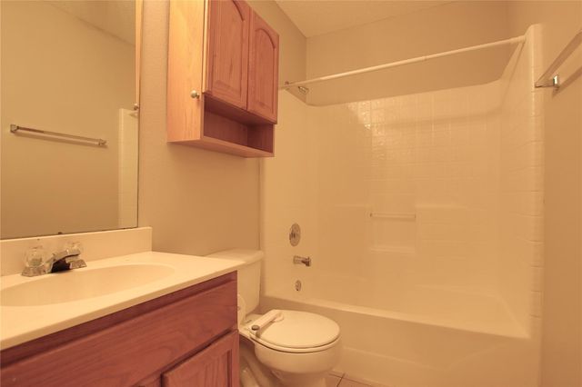147 Southlake Drive, Rockwall, TX 75032