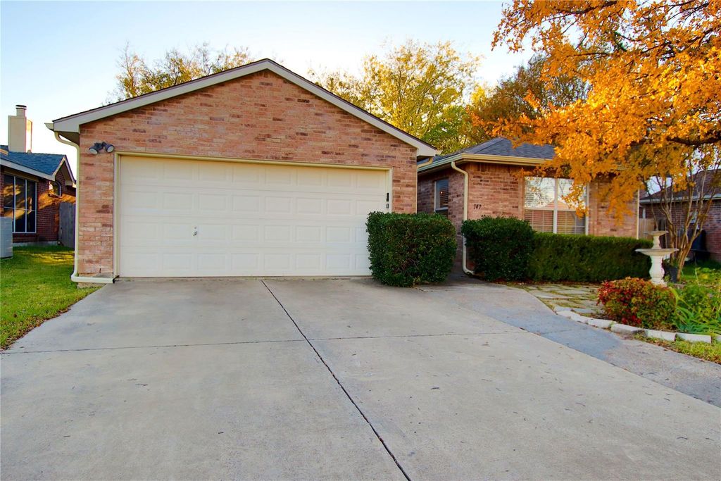 147 Southlake Drive, Rockwall, TX 75032