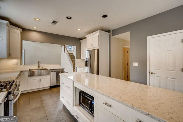 4931 Durley Lane SE, Smyrna, GA 30082