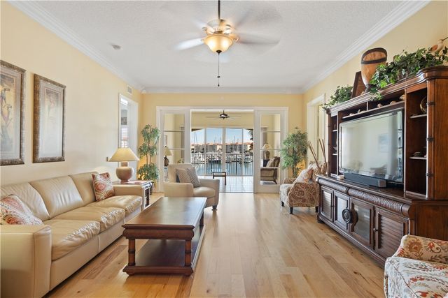 11 Harbour Isle Drive W 203, Hutchinson Island, FL 34949