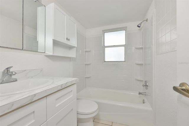 4565 DUHME ROAD 106, St Petersburg, FL 33708