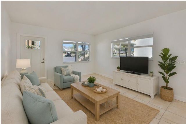 4565 DUHME ROAD 106, St Petersburg, FL 33708