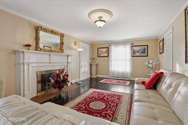 129 S Kingston Ave, Rockwood, TN 37854