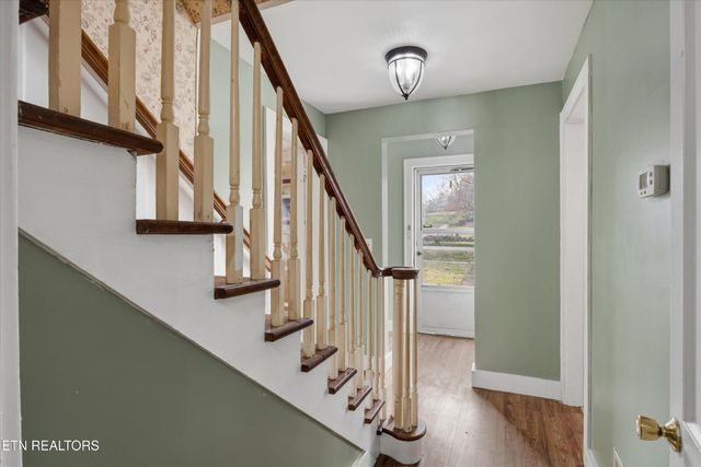 129 S Kingston Ave, Rockwood, TN 37854
