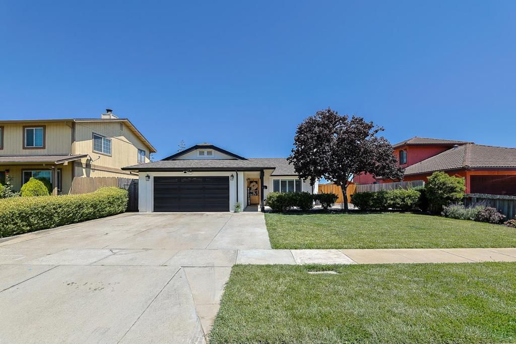 544 Saint George, Salinas, CA 93905