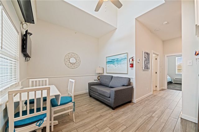 15034 Aruba Dr 205, Corpus Christi, TX 78418
