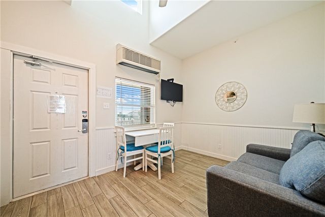 15034 Aruba Dr 205, Corpus Christi, TX 78418
