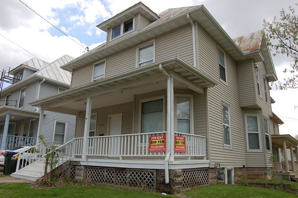 903 E Burlington Street, Iowa City, IA 52240