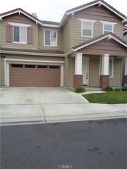 20904 Monarch Lane 27, Huntington Beach, CA 92646