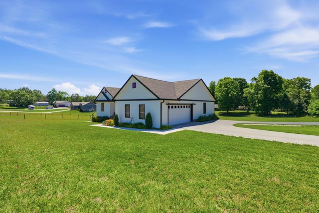 103 Joe Harris Ln, Cookeville, TN 38506