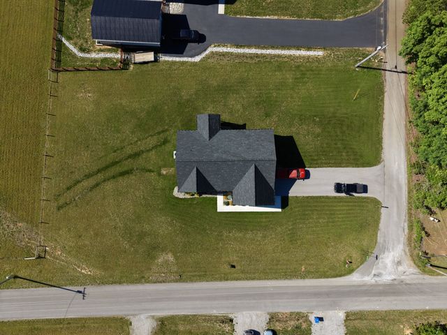 103 Joe Harris Ln, Cookeville, TN 38506
