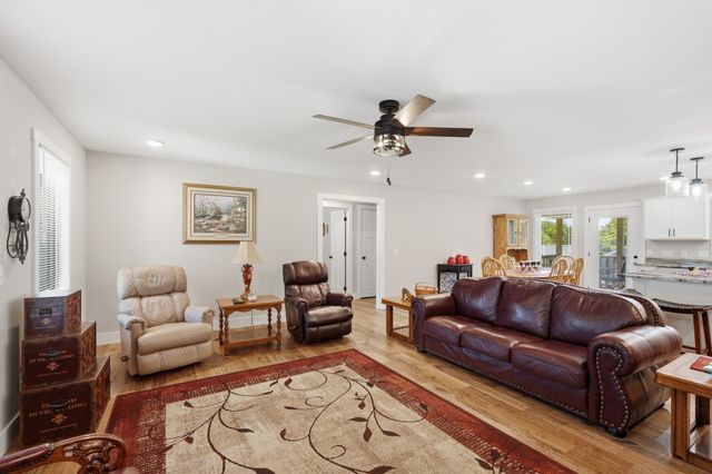 103 Joe Harris Ln, Cookeville, TN 38506