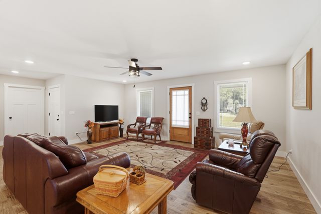 103 Joe Harris Ln, Cookeville, TN 38506
