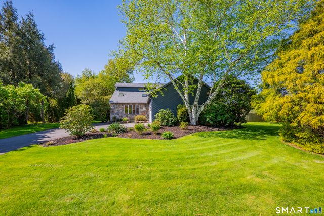 35 Margaret Drive, South Windsor, CT 06074