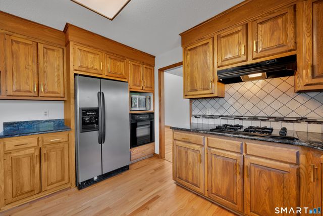 35 Margaret Drive, South Windsor, CT 06074