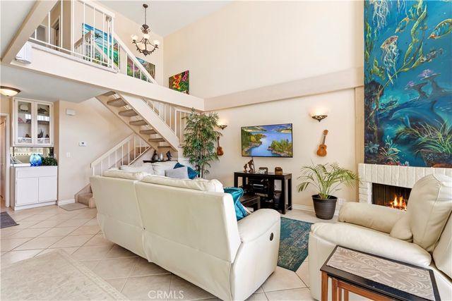 4574 Gateshead, Oxnard, CA 93035