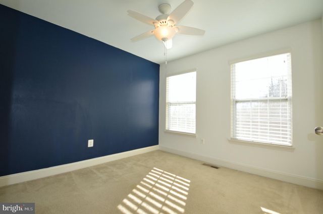 4905 POTOMAC HIGHLANDS CIR, Triangle, VA 22172