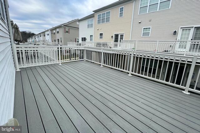 4905 POTOMAC HIGHLANDS CIR, Triangle, VA 22172