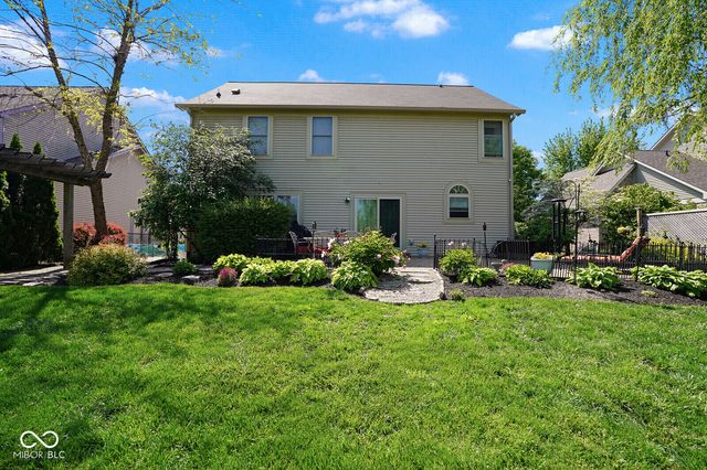 1093 Bennington Court, Greenwood, IN 46143