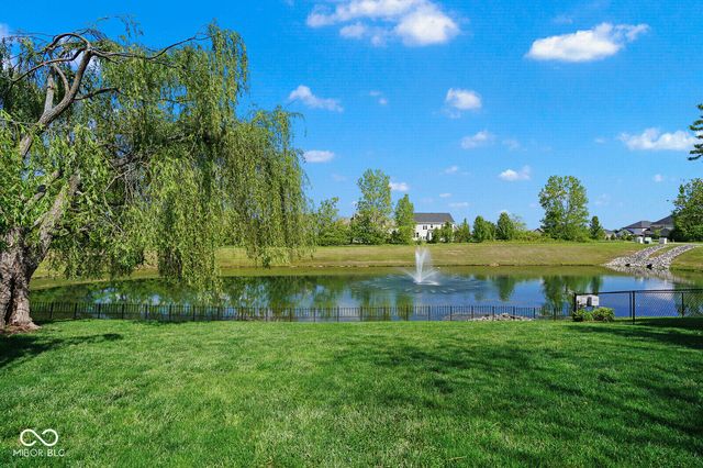 1093 Bennington Court, Greenwood, IN 46143