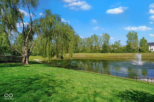 1093 Bennington Court, Greenwood, IN 46143
