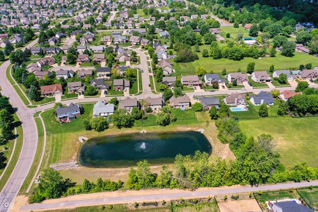 1093 Bennington Court, Greenwood, IN 46143