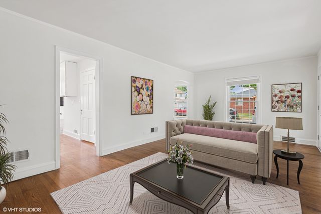 5320 N ORIOLE Avenue, Chicago, IL 60656