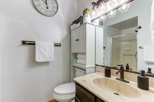 393 Ozark Mountain Resort Drive 56, Kimberling City, MO 65686