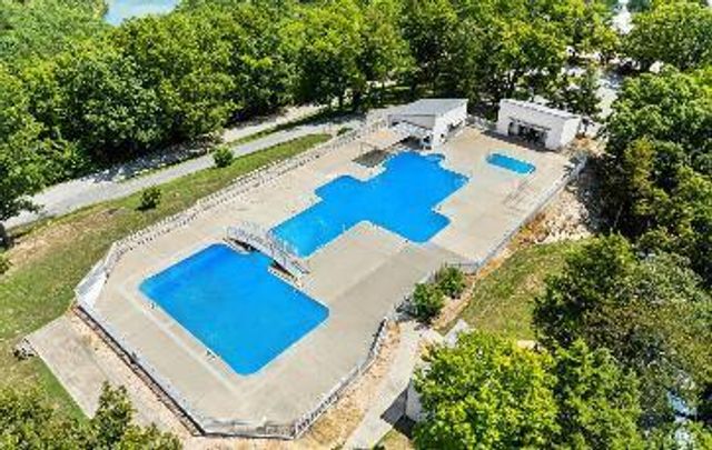 393 Ozark Mountain Resort Drive 56, Kimberling City, MO 65686