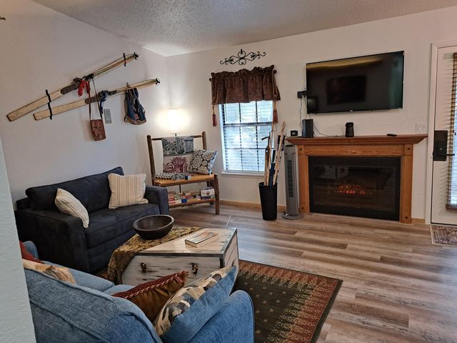 393 Ozark Mountain Resort Drive 56, Kimberling City, MO 65686