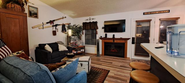 393 Ozark Mountain Resort Drive 56, Kimberling City, MO 65686