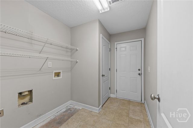 180 Laurel Oaks Lane, Jefferson, GA 30549