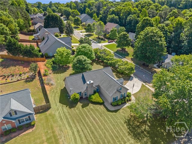 180 Laurel Oaks Lane, Jefferson, GA 30549