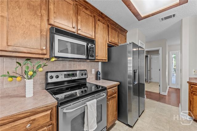 180 Laurel Oaks Lane, Jefferson, GA 30549