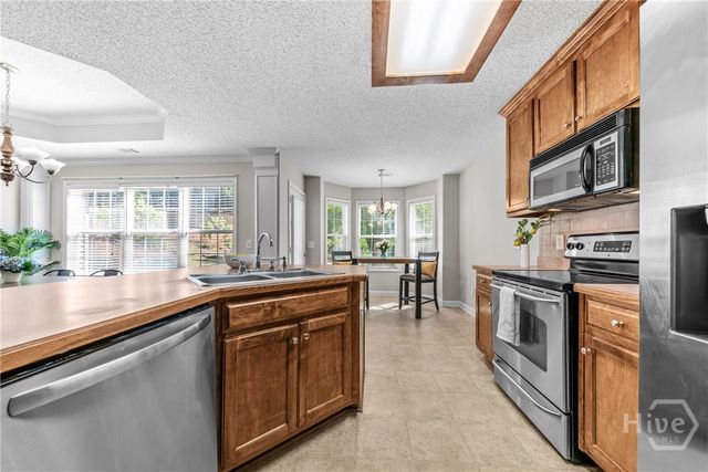 180 Laurel Oaks Lane, Jefferson, GA 30549