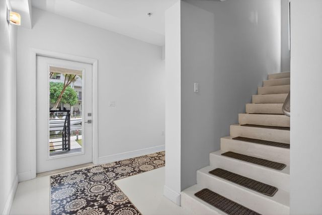 196 SE 4th Terrace K-1, Pompano Beach, FL 33060