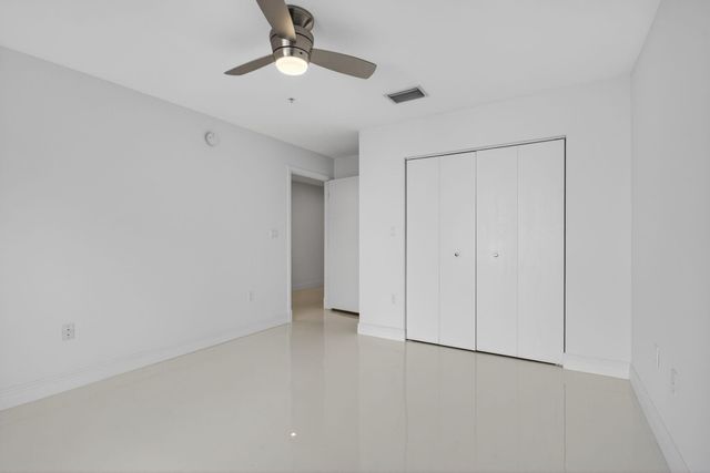 196 SE 4th Terrace K-1, Pompano Beach, FL 33060