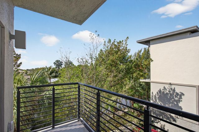 196 SE 4th Terrace K-1, Pompano Beach, FL 33060