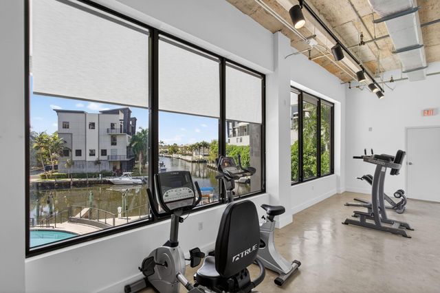 196 SE 4th Terrace K-1, Pompano Beach, FL 33060