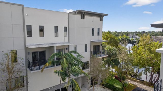 196 SE 4th Terrace K-1, Pompano Beach, FL 33060
