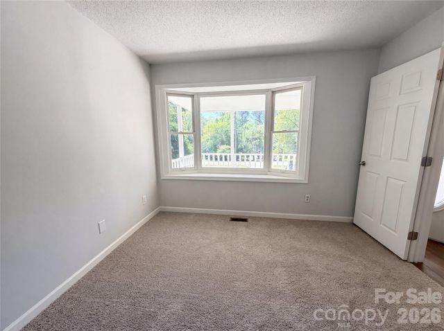 411 Ewing Drive, Belmont, NC 28012
