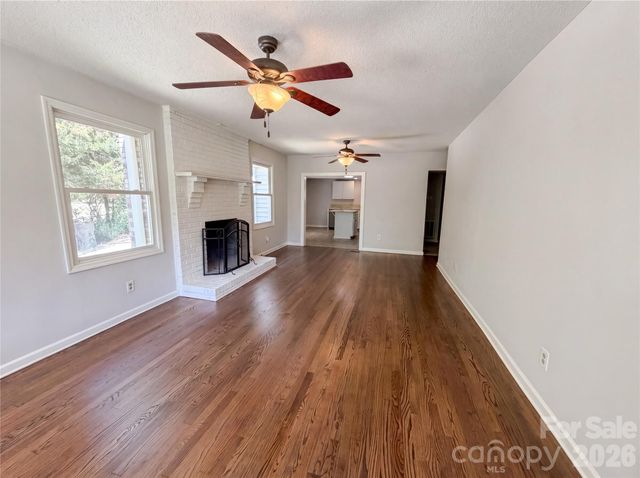 411 Ewing Drive, Belmont, NC 28012