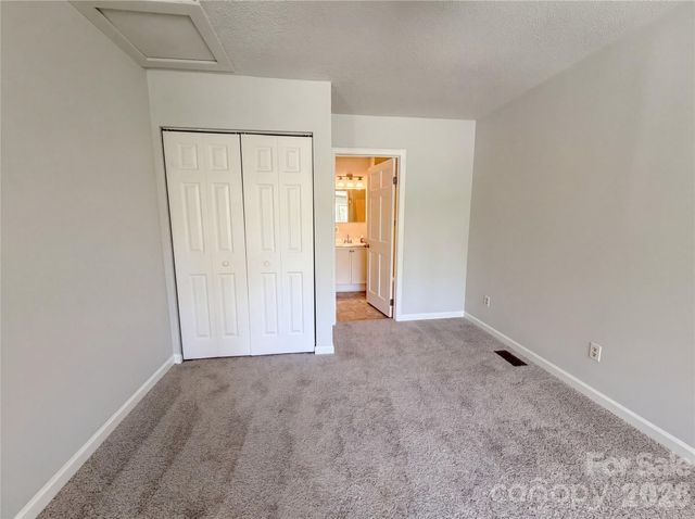 411 Ewing Drive, Belmont, NC 28012