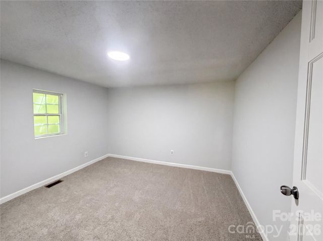 411 Ewing Drive, Belmont, NC 28012
