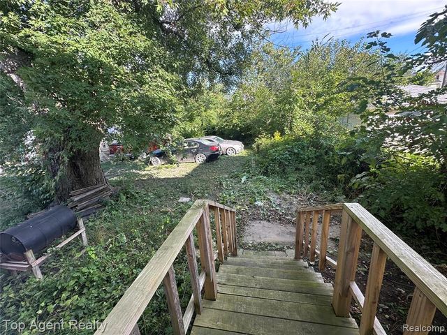 2510 Sturtevant Street, Detroit, MI 48206