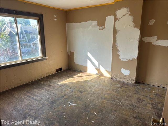 2510 Sturtevant Street, Detroit, MI 48206