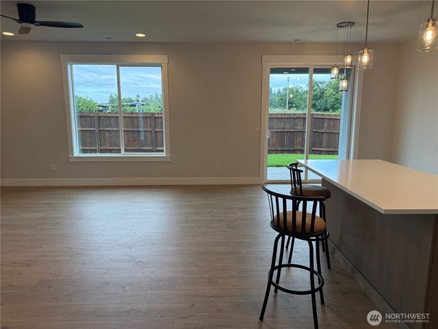 523 Rainbow Way, Kelso, WA 98626